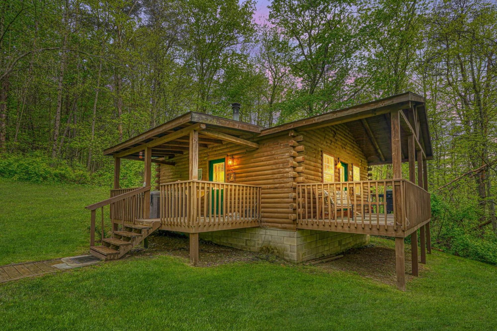 Blue Rose Cabins - Rosebud Cabin Logan Exteriör bild